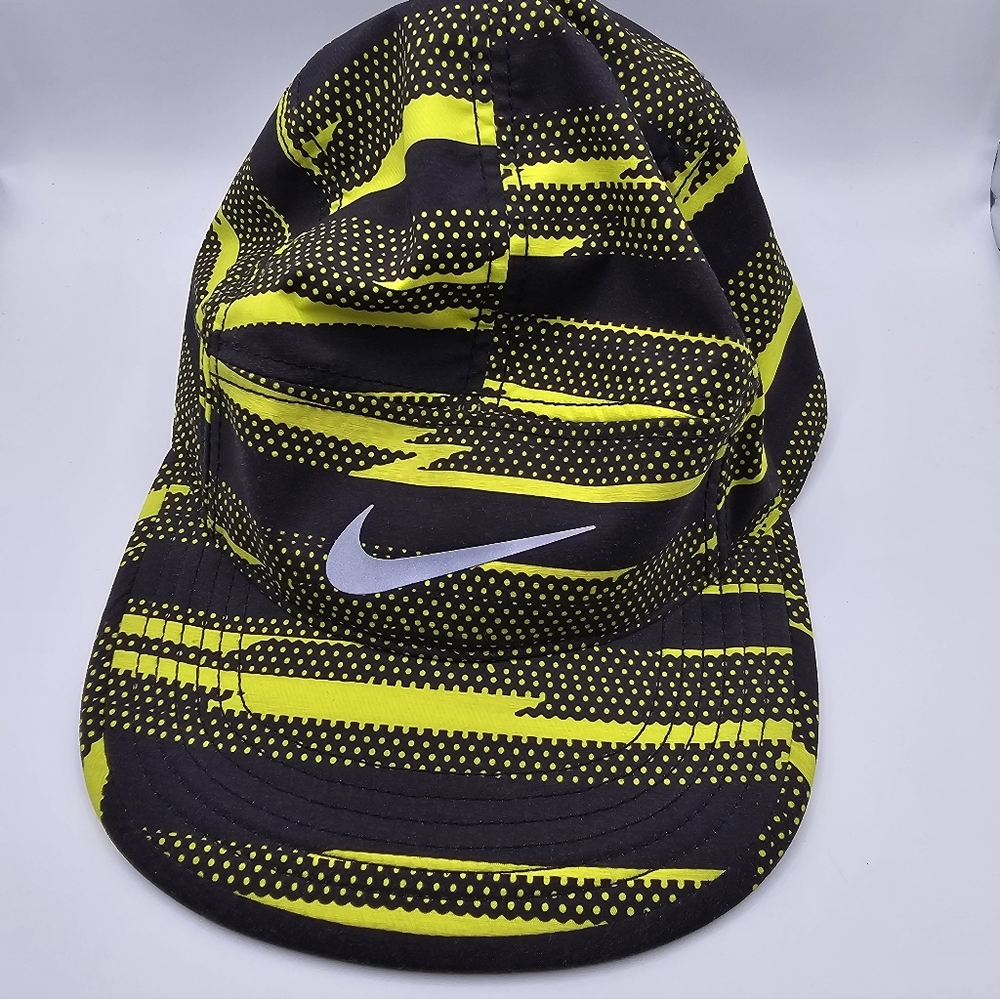 Nike Tailwind **SOLD**